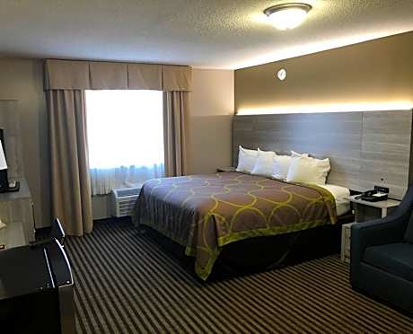 Queen Room