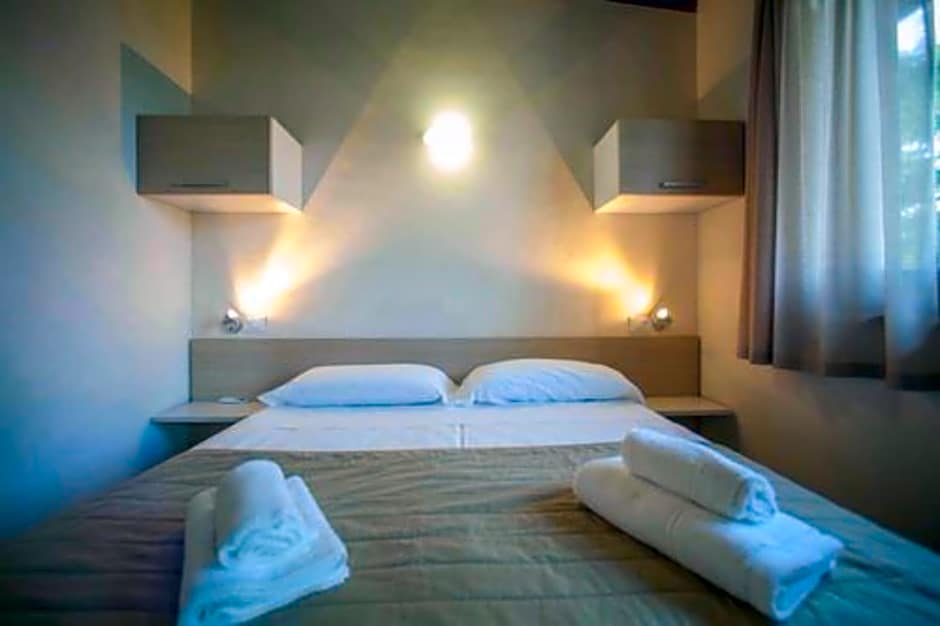 The Garda Village - Near Spiaggia Brema