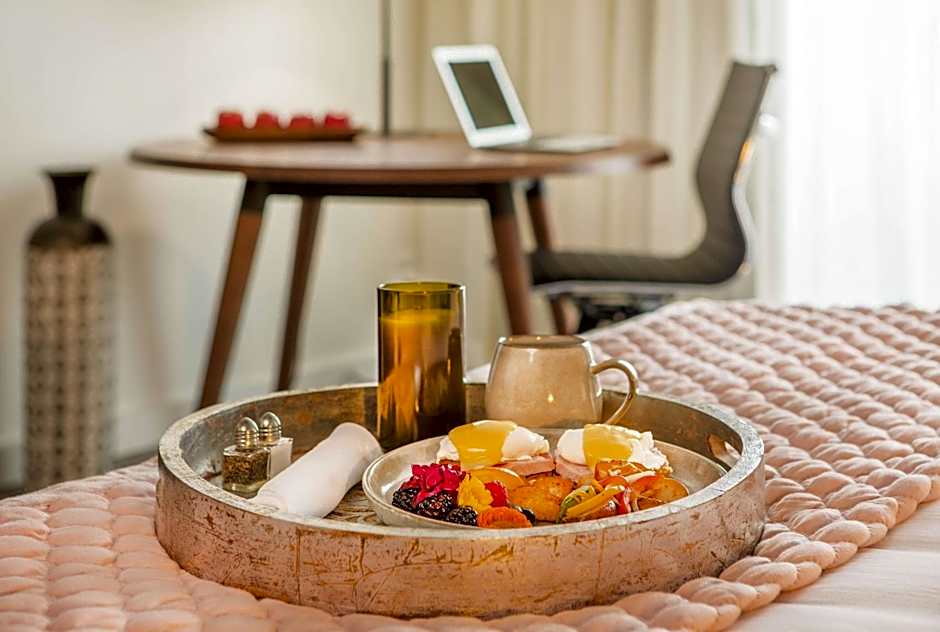 DoubleTree By Hilton Atlanta Windy Hill Ballpark