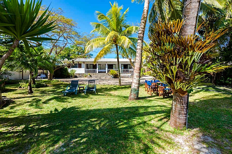 Quaint 4-bedroom Beach Villa in a fishing village