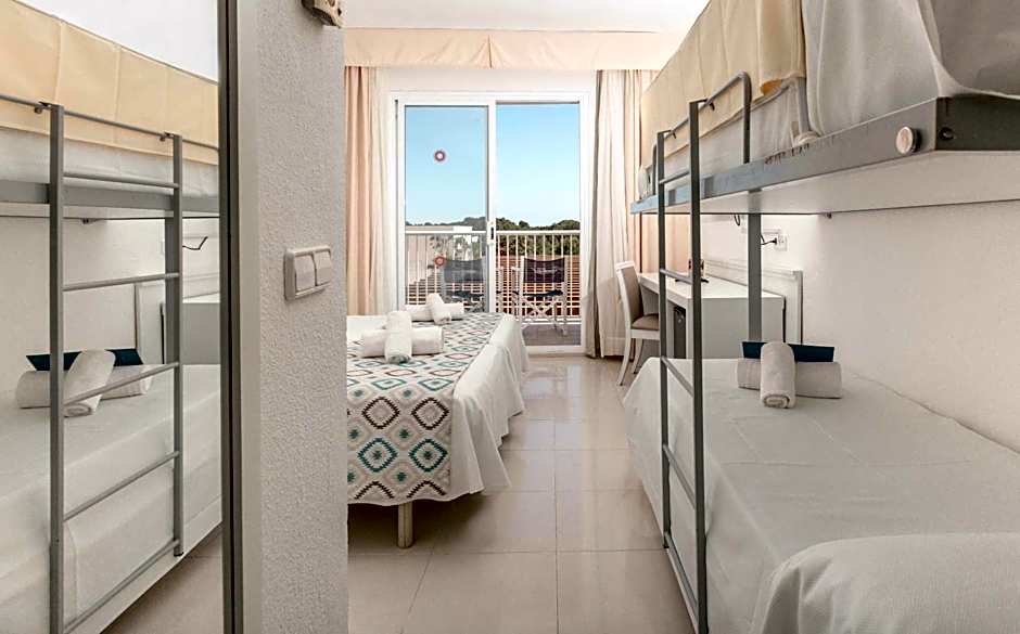 Club Hotel Aguamarina