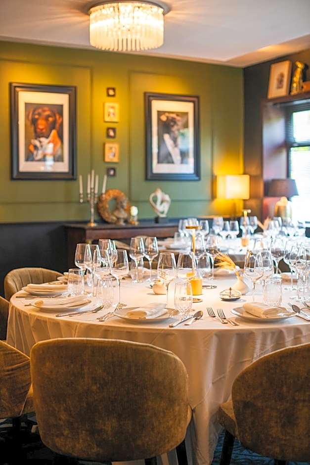 Le Boeuf Couronné - Hôtel & Restaurant Chartres- Logis Hotels