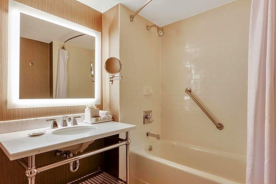 Sheraton Tarrytown Hotel