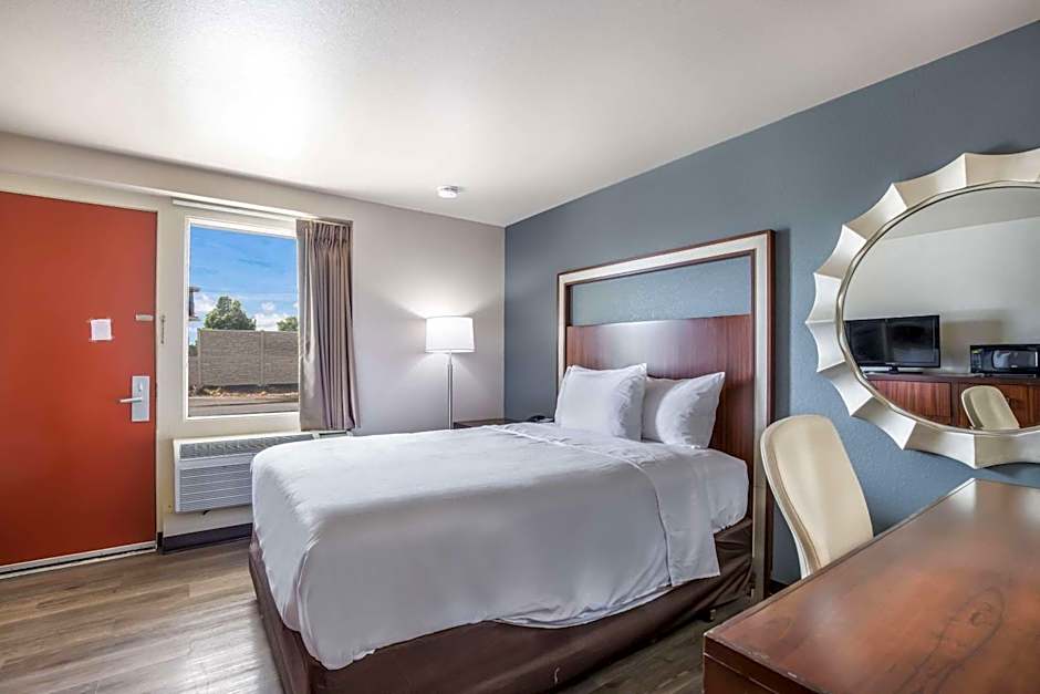 Econo Lodge Neenah