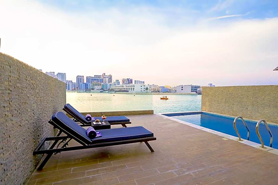 SeaLoft Villas