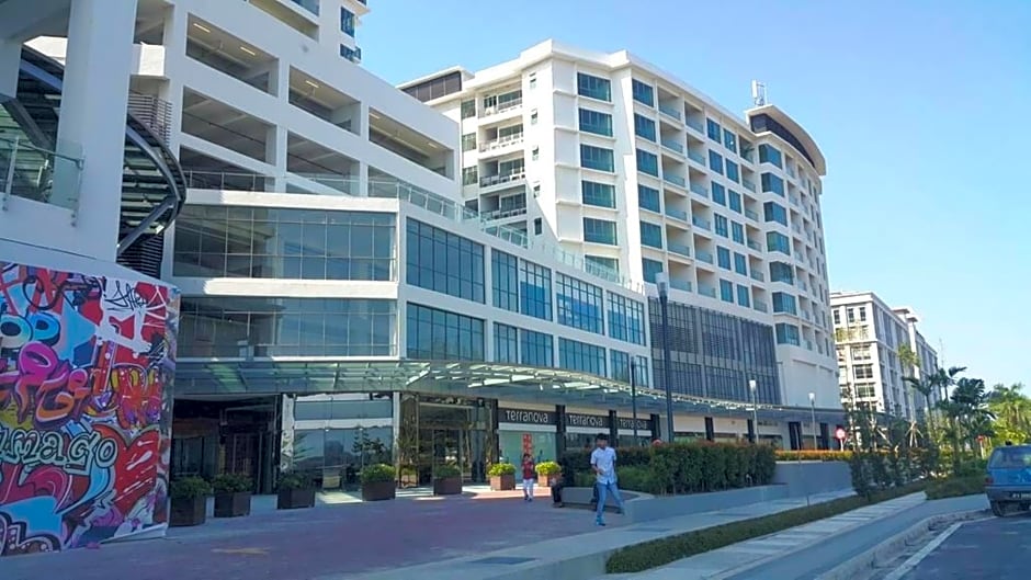Borneo Coastal Residence @ Imago Mall