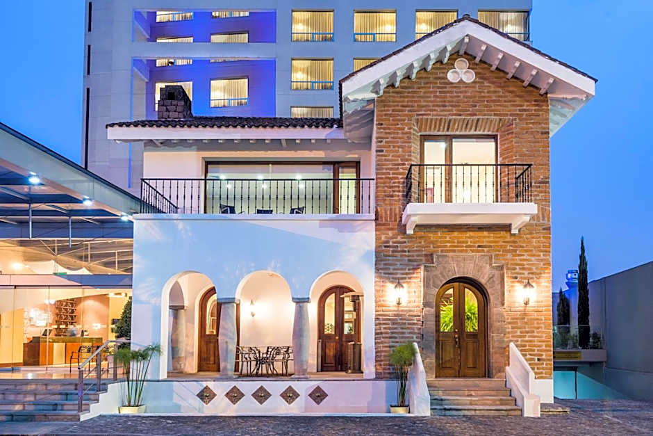 Holiday Inn Express Hotels & Suites Quito By IHG