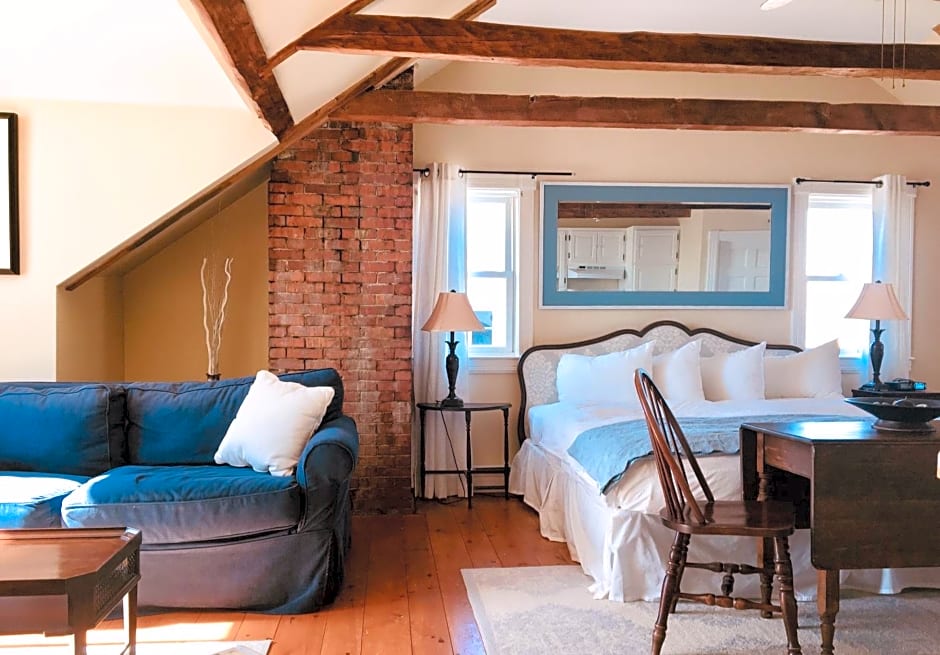 Treadwell Inn
