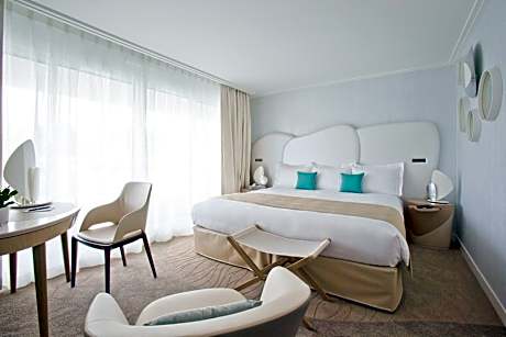 Standard Double Room- Passerelle