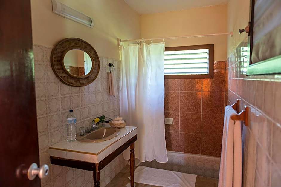 Villablanca Garden Beach Hotel