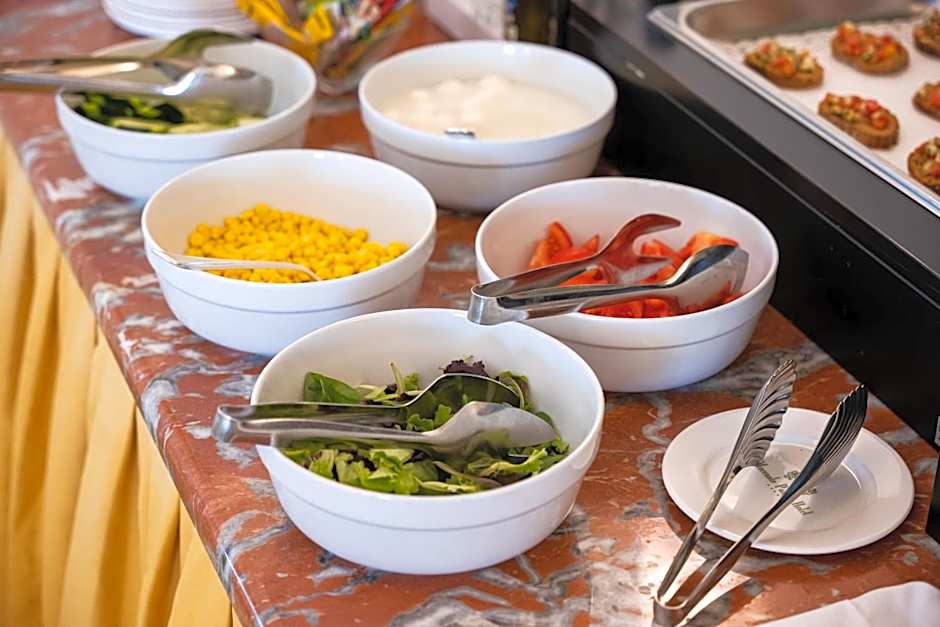 Hotel Mecenate Palace