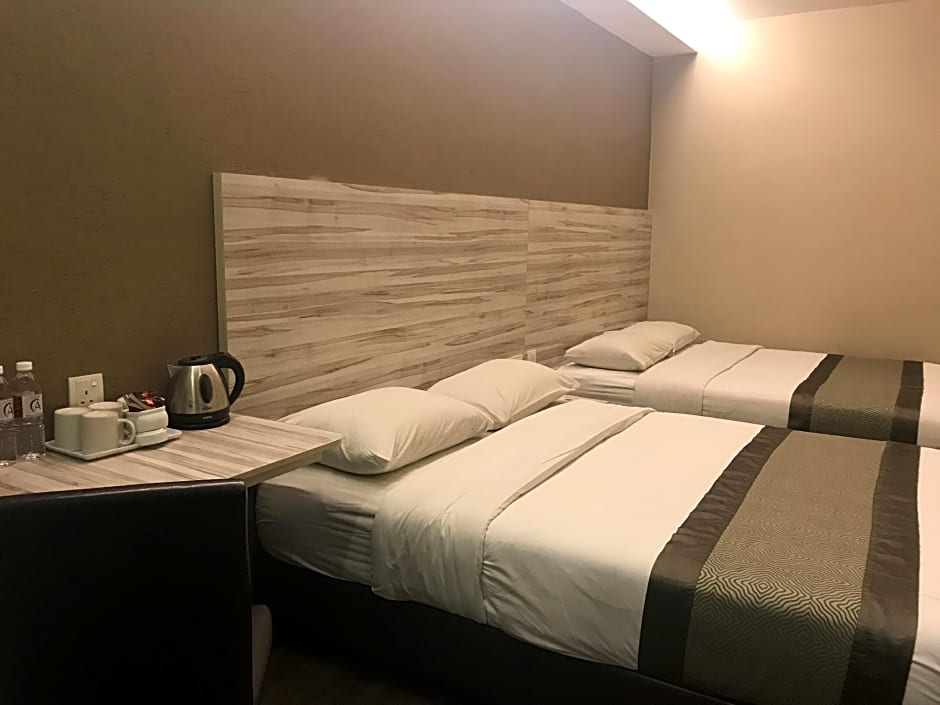 Hotel Austin Paradise - Taman Pulai Utama