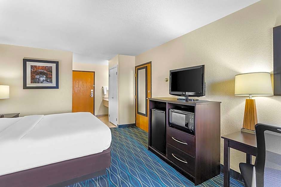 Best Western Oglesby Inn