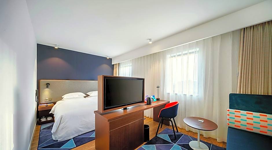 Holiday Inn Express Shaoxing Paojiang By IHG