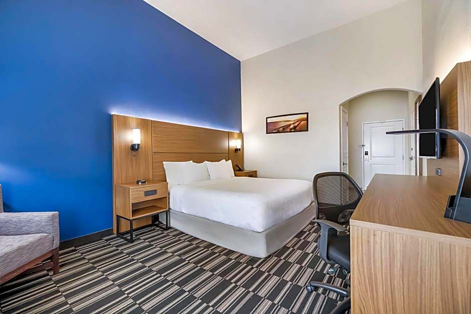 La Quinta Inn & Suites by Wyndham Alvin