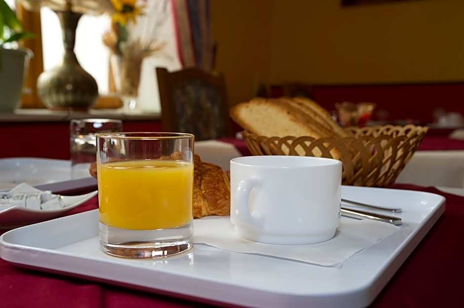 Logis Hôtel Le Val de Vence