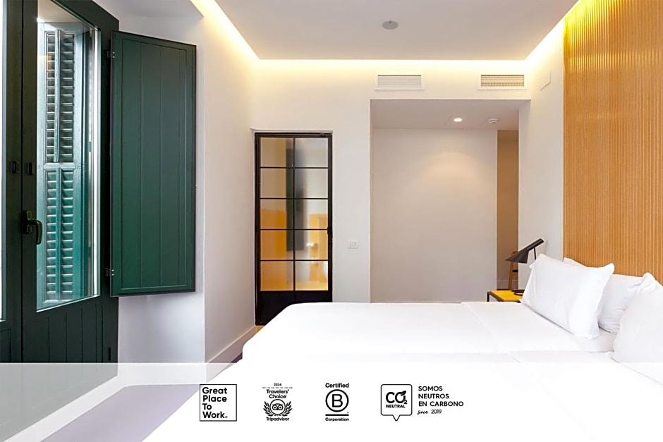 SLEEP'N Atocha - B Corp Certified