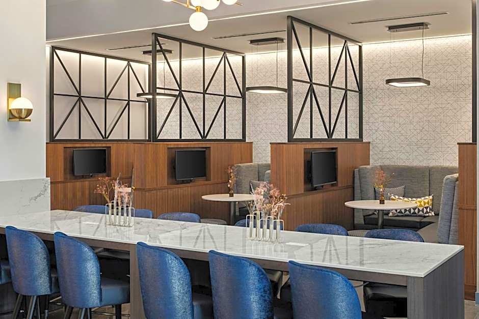 Courtyard by Marriott St Paul Downtown