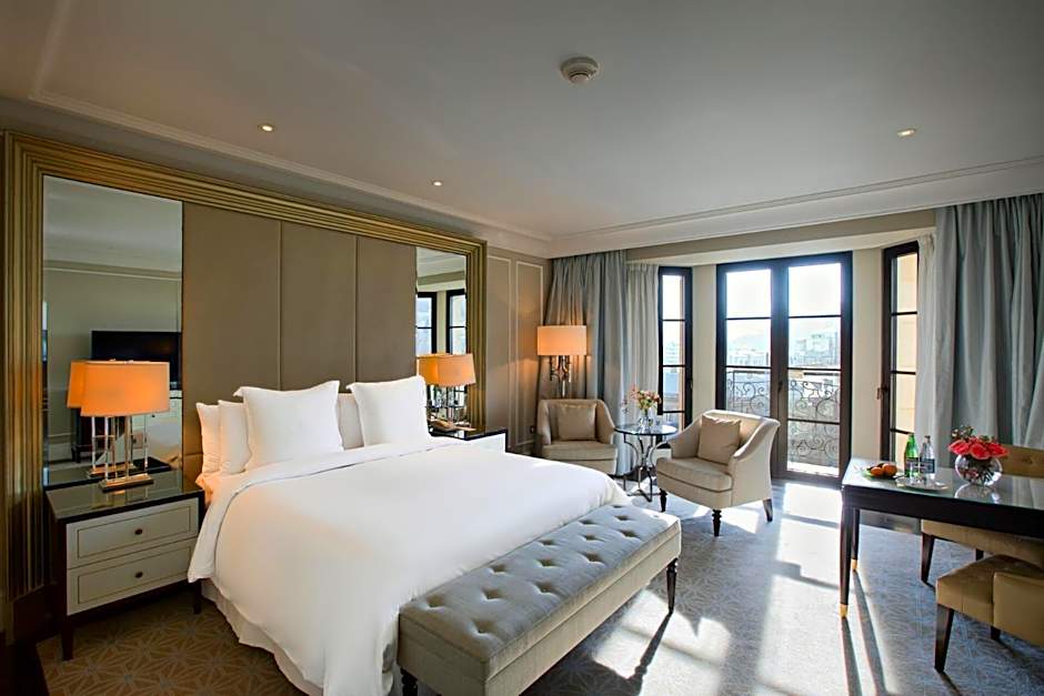 Four Seasons Hotel Baku