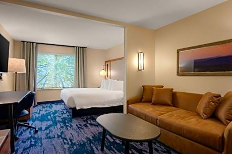King Room with Sofa Bed - Hearing Accessible