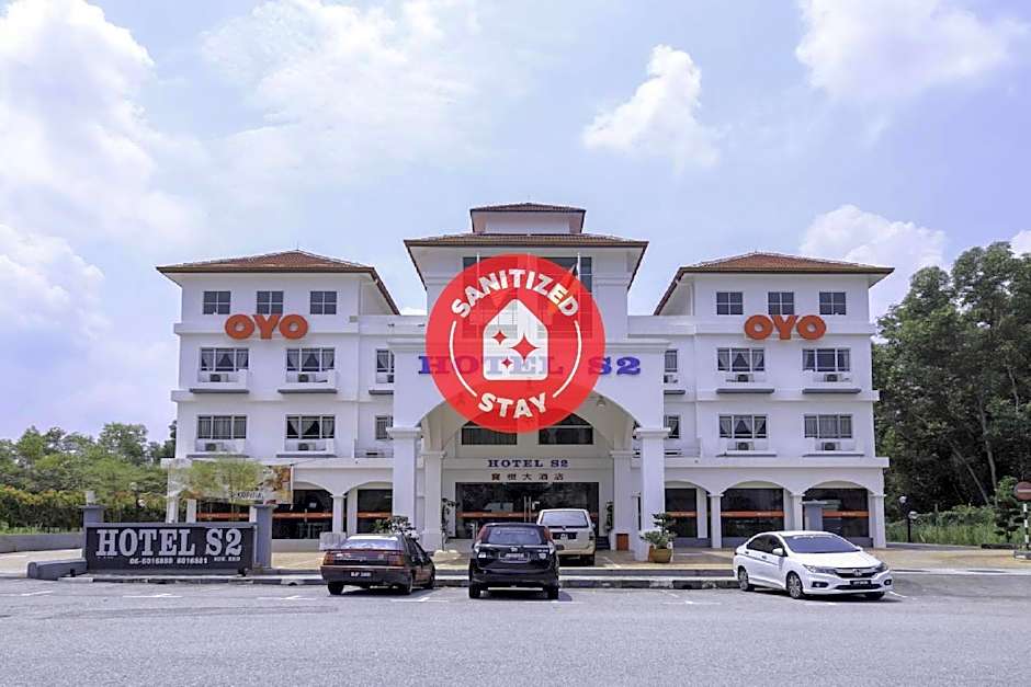 S2 Hotel