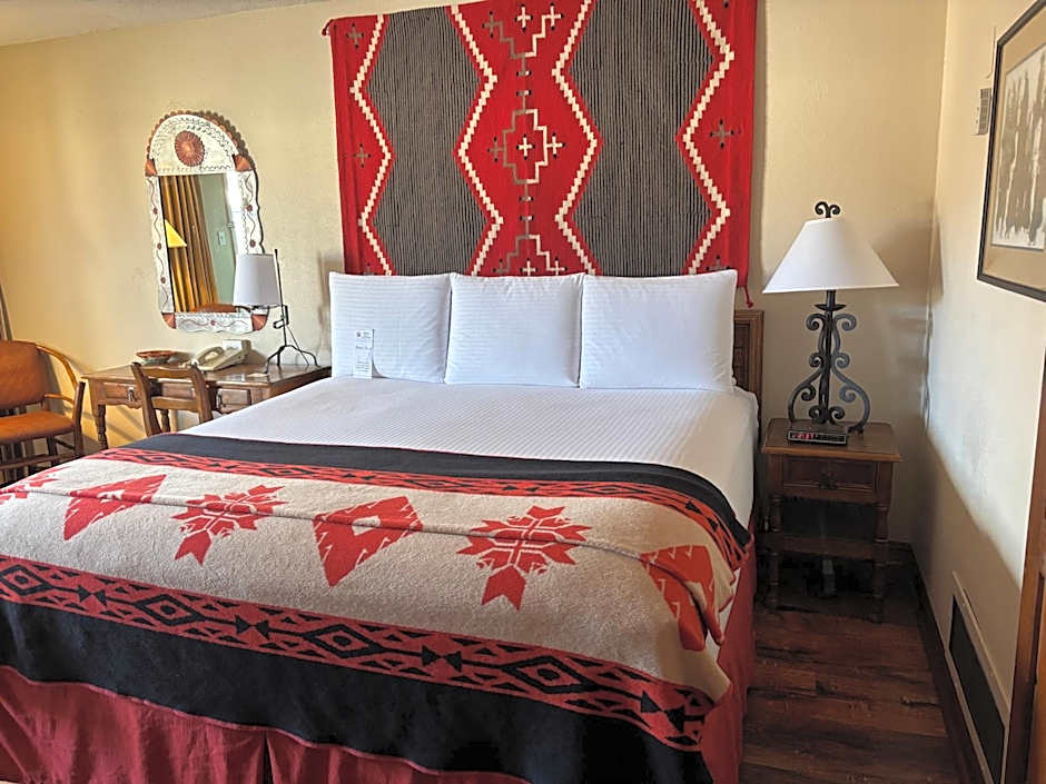 Inn Of The Governors