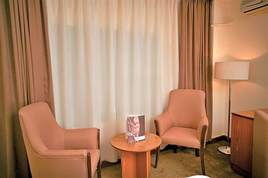 Silk Road Hotel