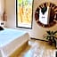 Studio w/Plunge Pool & Kitchen