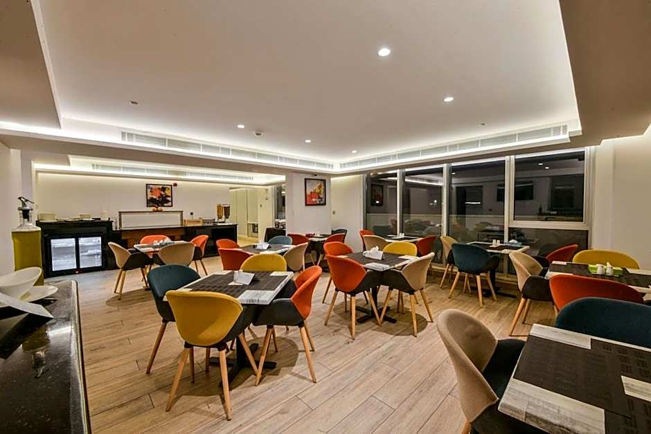 Downtown Hotel Apartment