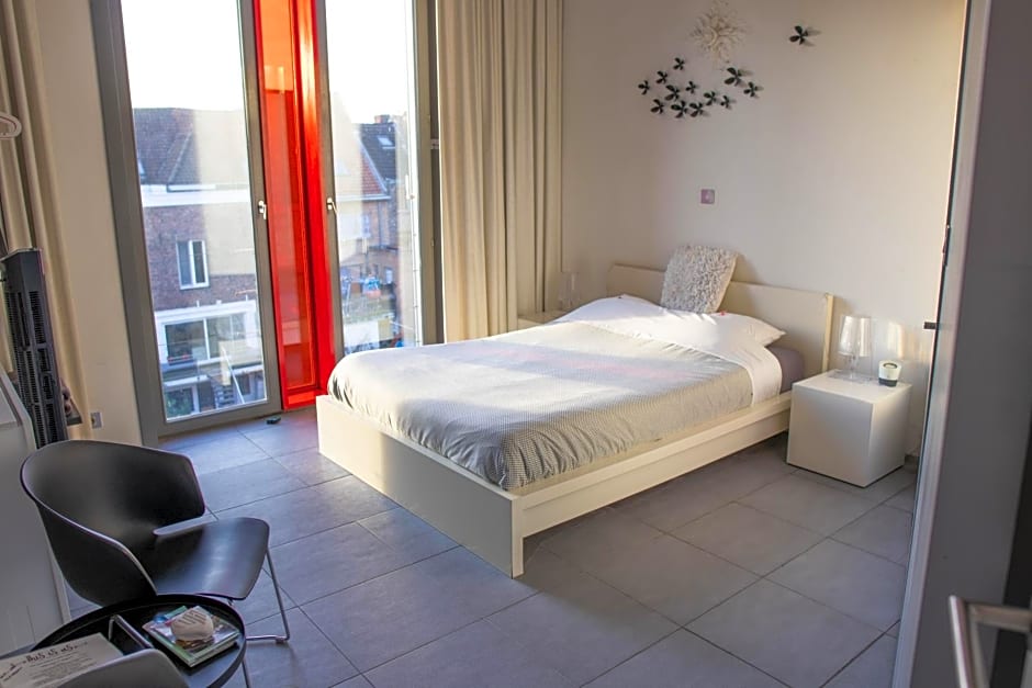 PLANT BASED b&b central Bruges