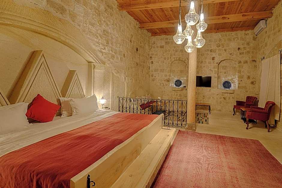 Taru Cave Suites