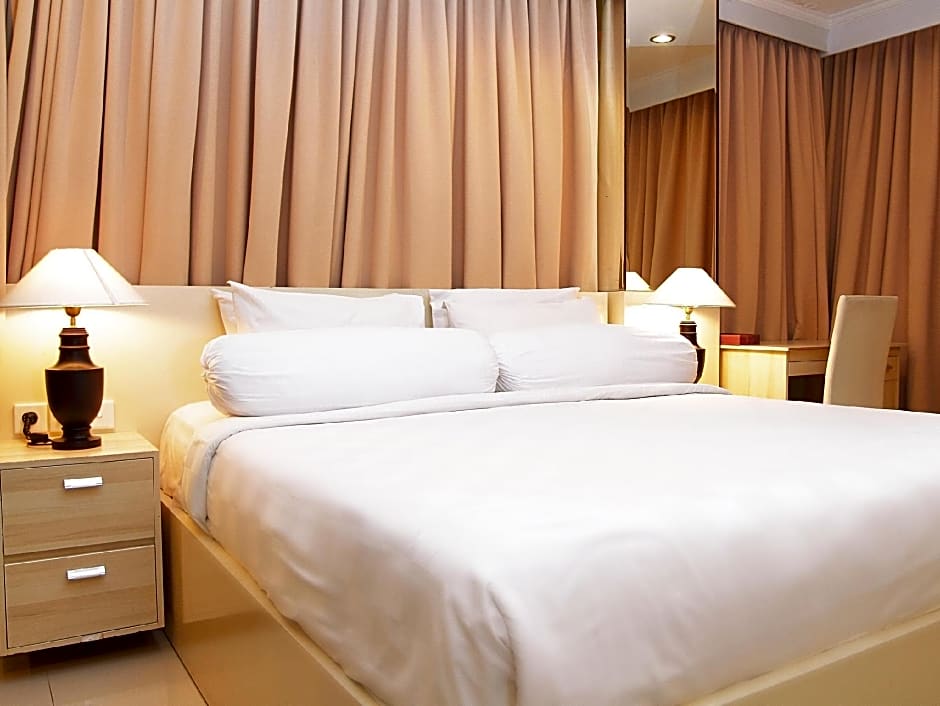 Agung Putra Hotel & Apartments