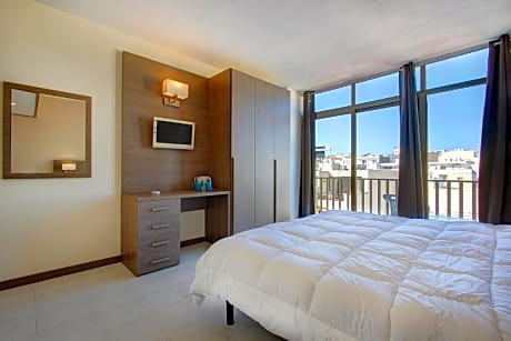 double or twin with balcony single occupancy