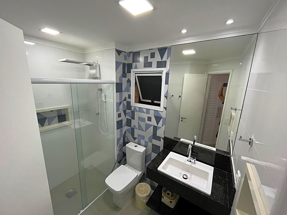 FLAT RIVIERA COM VISTA MAR A 150m DA PRAIA !