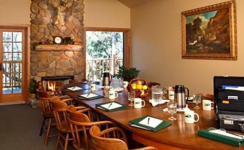 Weasku Inn