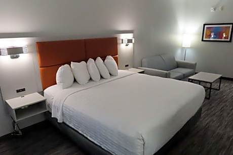 Best Western Heritage Inn & Suites