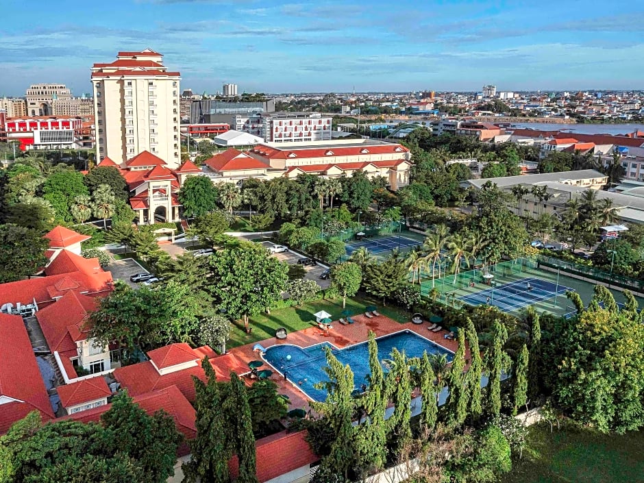 Sofitel Phnom Penh Phokeethra Hotel