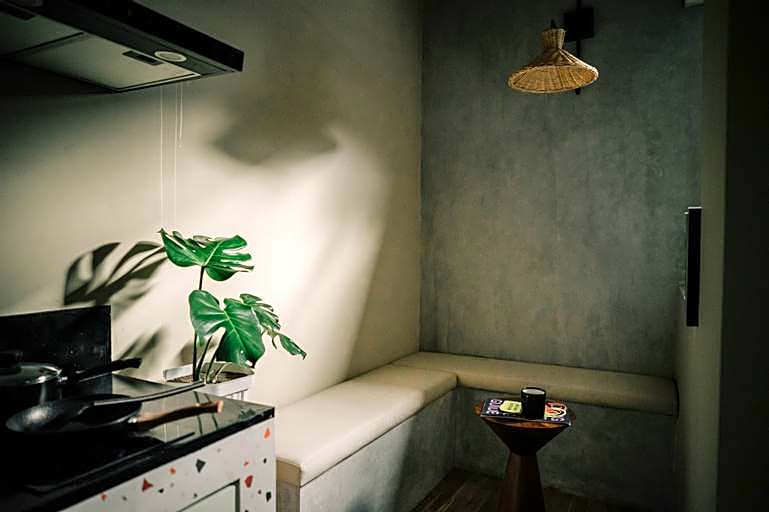 Tloft & Co Living