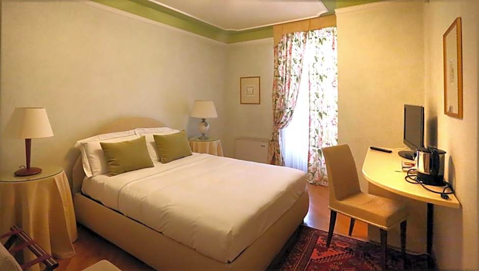 Albergo Castiglione Langhe