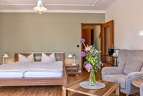 Classic Single Room