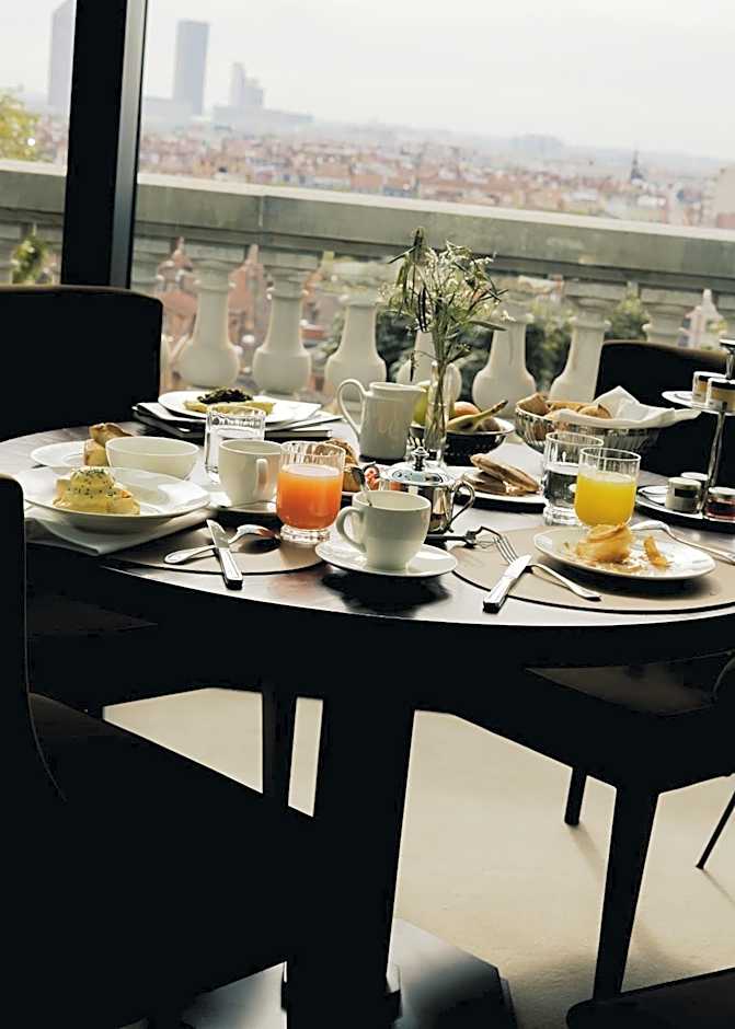 Villa Florentine, A Beauvallon Hotel & Spa