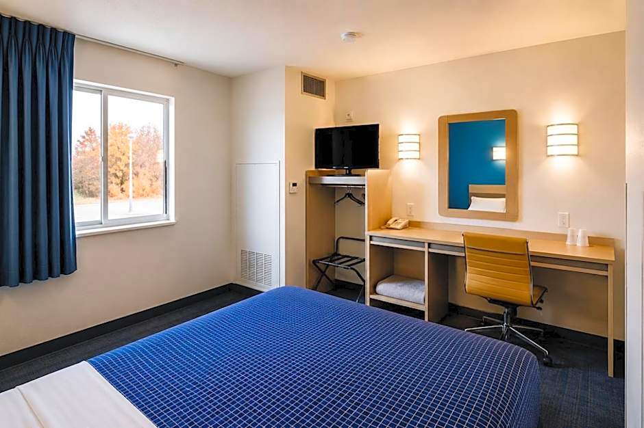 Econo Lodge Menomonie
