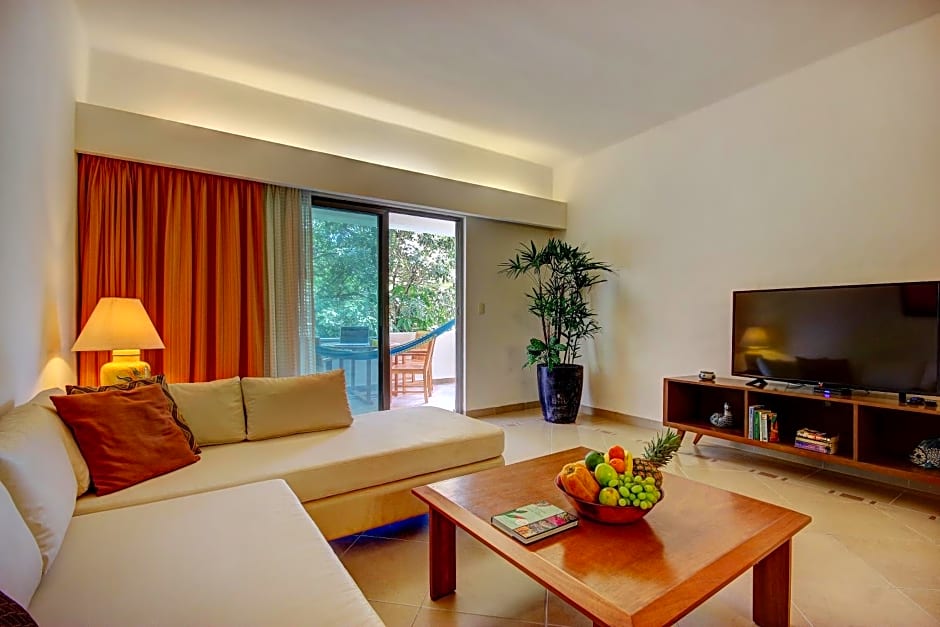 Riviera Maya Suites