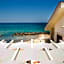 Amira Beach Villa by Le Dhome Sicily