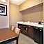 Hampton Inn By Hilton And Suites Cleveland-Airport/Middleburg Heights