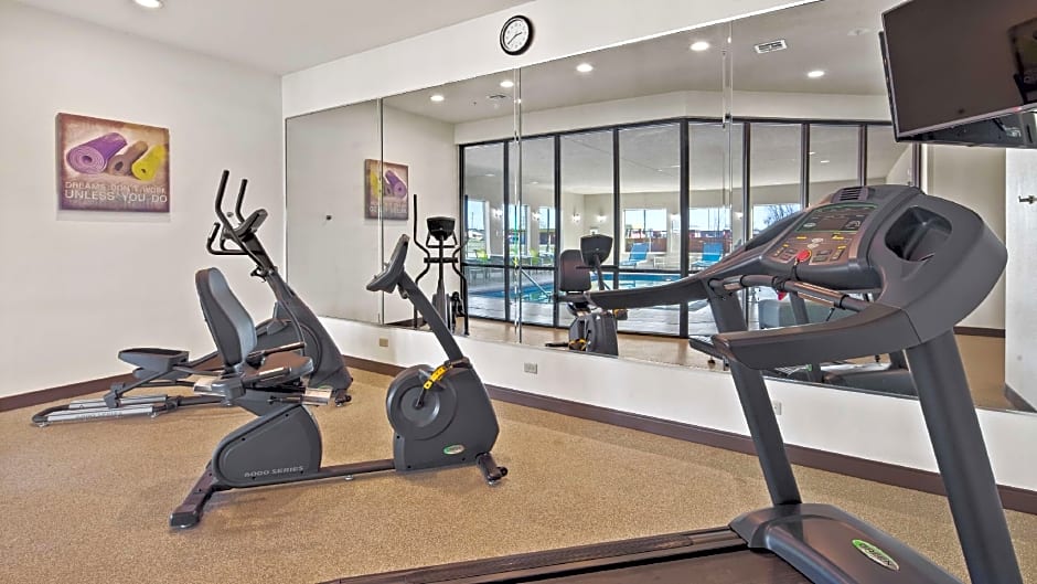 Best Western Lindsay Inn & Suites
