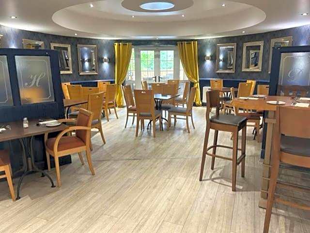 Drummond Hotel