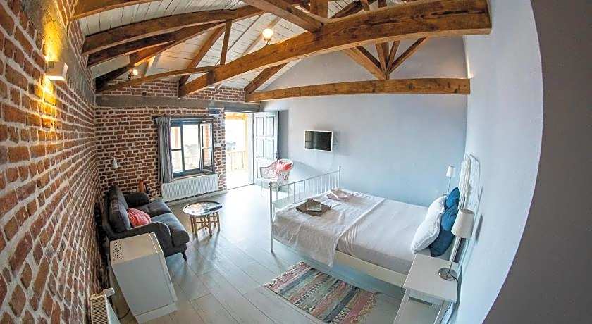 Attalos Suites Hotel