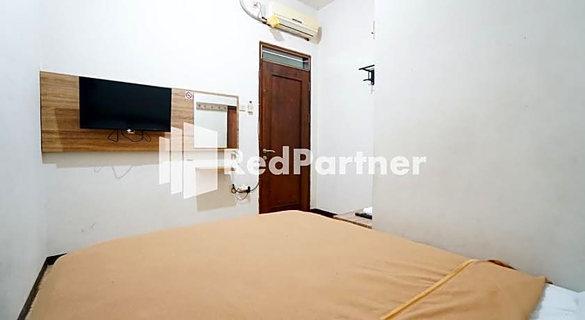 Bright Residence near ITC Mangga Dua Mitra RedDoorz