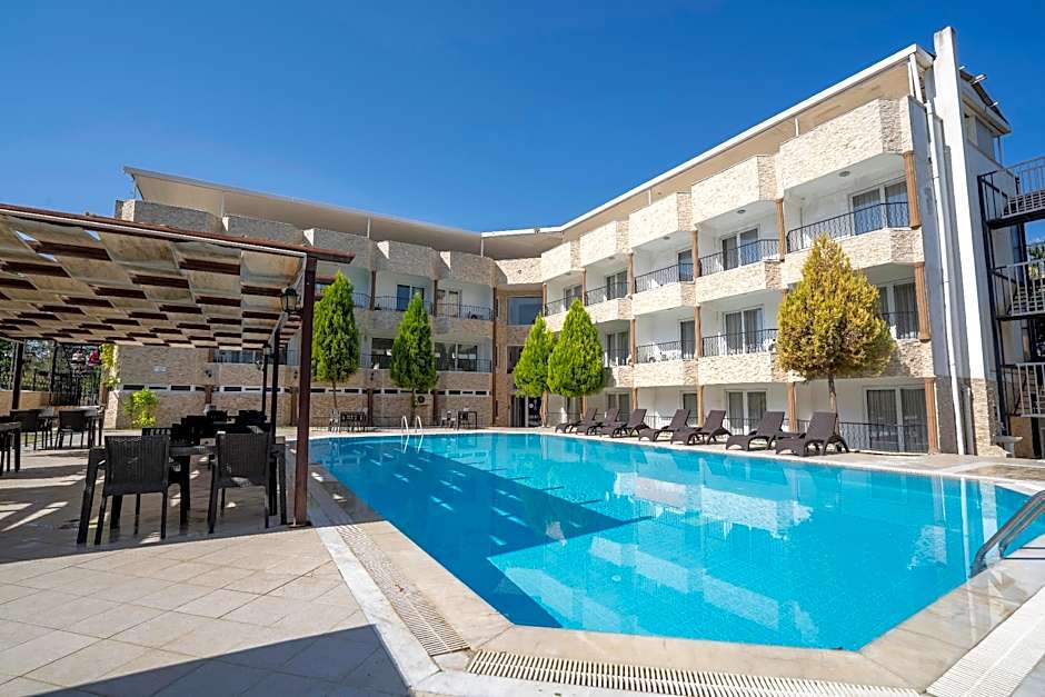 Ayapam Hotel